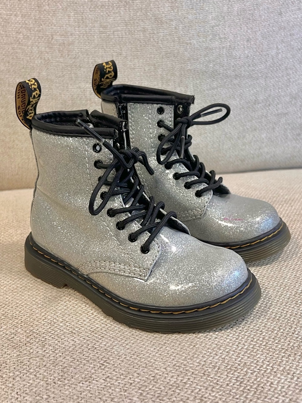 Dr. Martens Size 7 Toddler Girl 1460 Glitter Silver Lace-Up Boots
